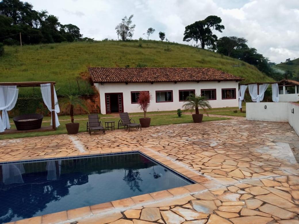 Hotel Fazenda Paciencia Сантана-дус-Монтис Экстерьер фото