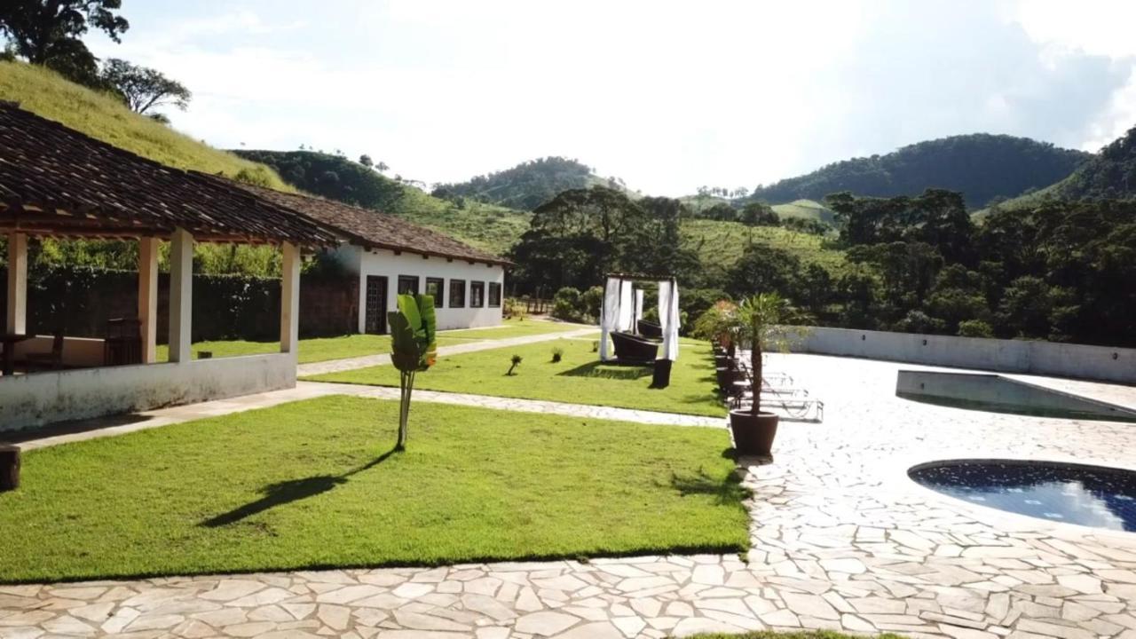 Hotel Fazenda Paciencia Сантана-дус-Монтис Экстерьер фото