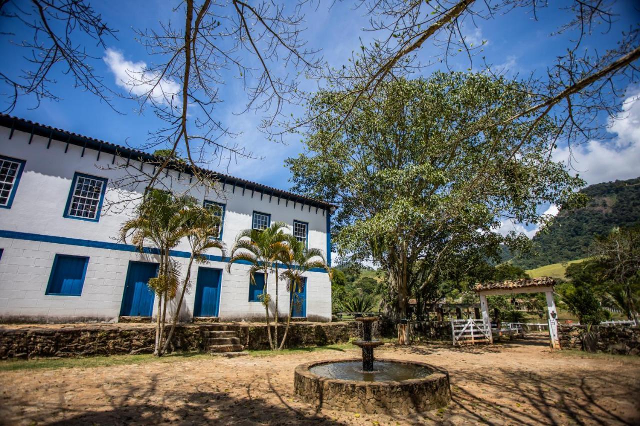 Hotel Fazenda Paciencia Сантана-дус-Монтис Экстерьер фото