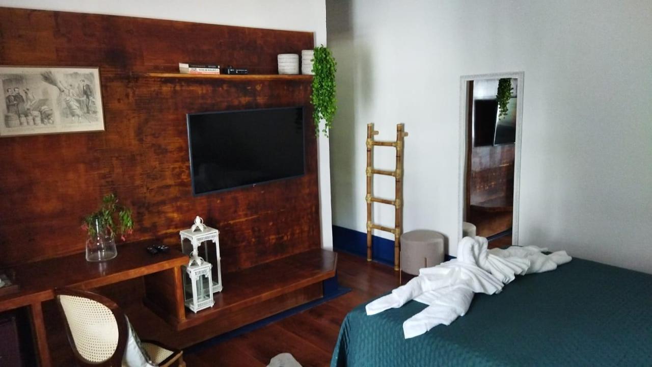 Hotel Fazenda Paciencia Сантана-дус-Монтис Экстерьер фото