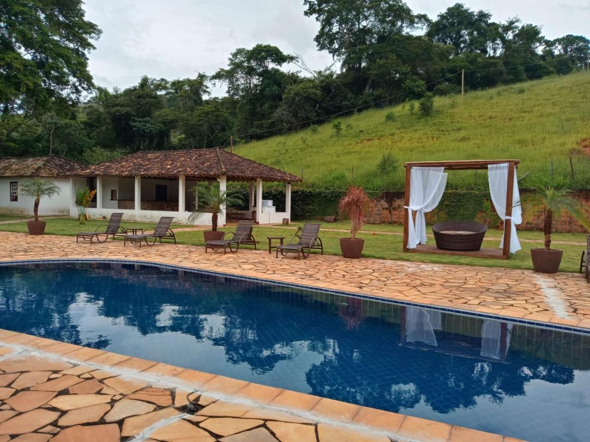 Hotel Fazenda Paciencia Сантана-дус-Монтис Экстерьер фото