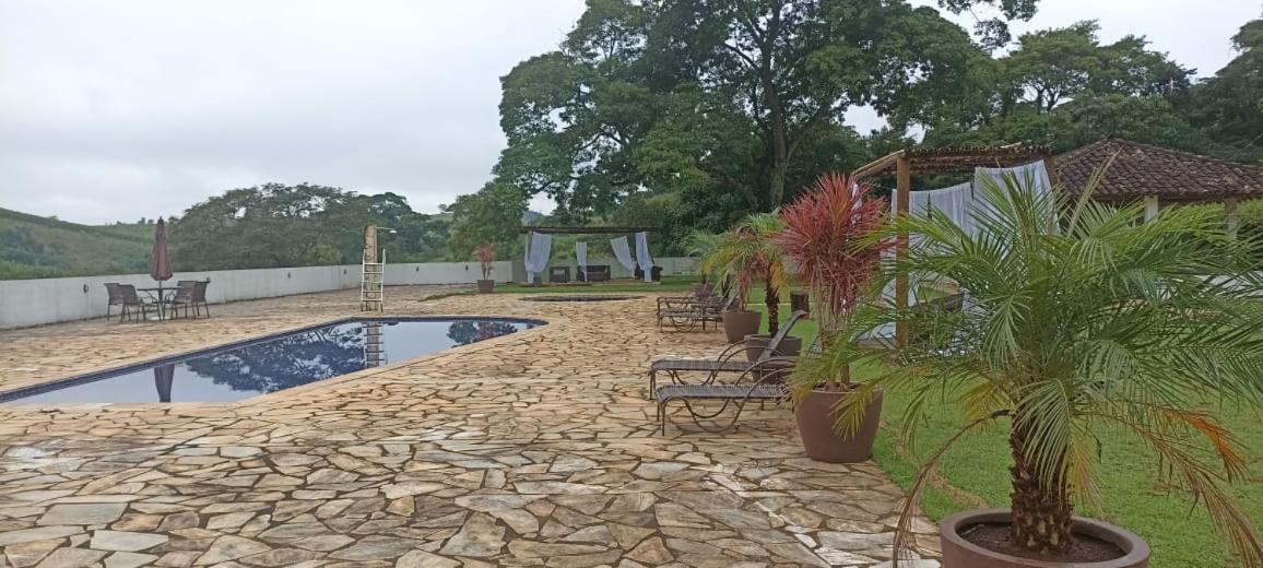 Hotel Fazenda Paciencia Сантана-дус-Монтис Экстерьер фото
